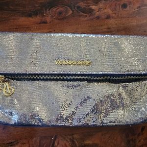 💥NEW Authentic Victoria's Secret Gold Sequined Foldover Clutch